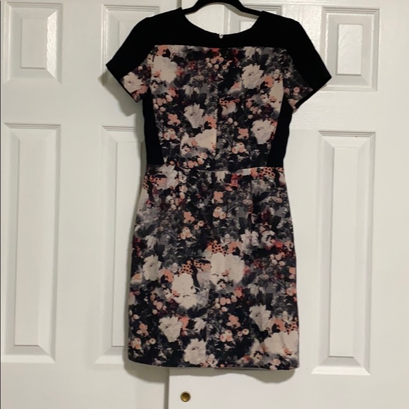 Club Mónaco Willa Floral Print Colorblock Dress - Picture 4 of 6